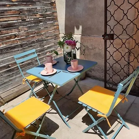 Studio Avec Terrasse Crest Extérieur photo